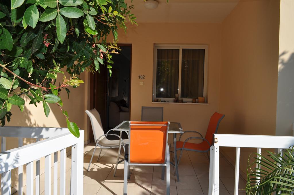 Sunset Garden Villa بيرفوليا المظهر الخارجي الصورة